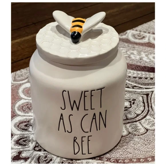 ❣️SOLD❣️ NEW Rae Dunn “Sweet As Can Bee” Canister 🐝 - Picture 2 of 2